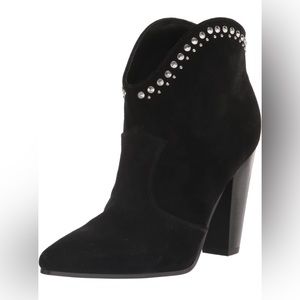 New-NINE WEST Women's Sera Ankle Boot, size 6